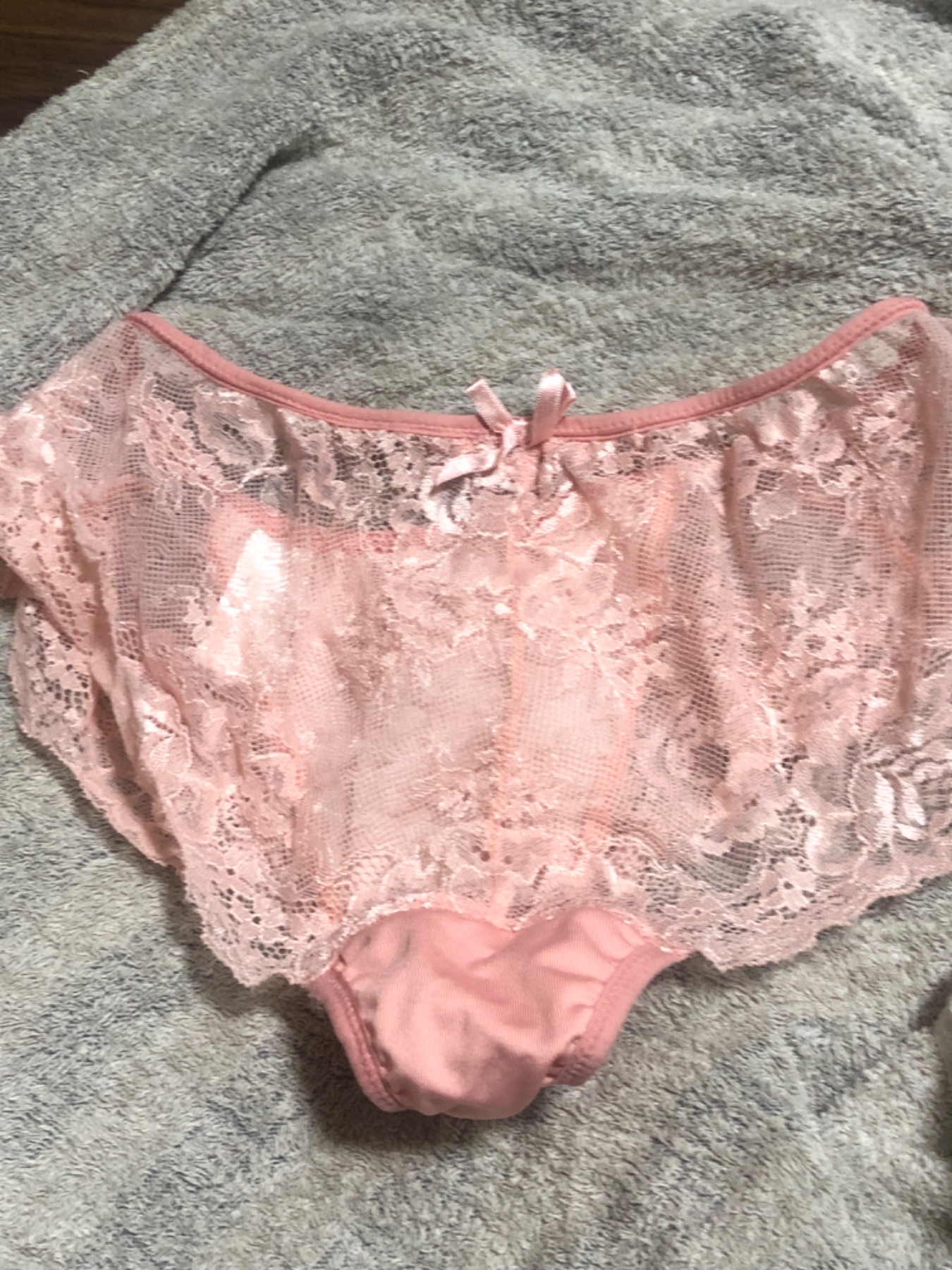 デカケツ妻の一番エロい下着の画像その3