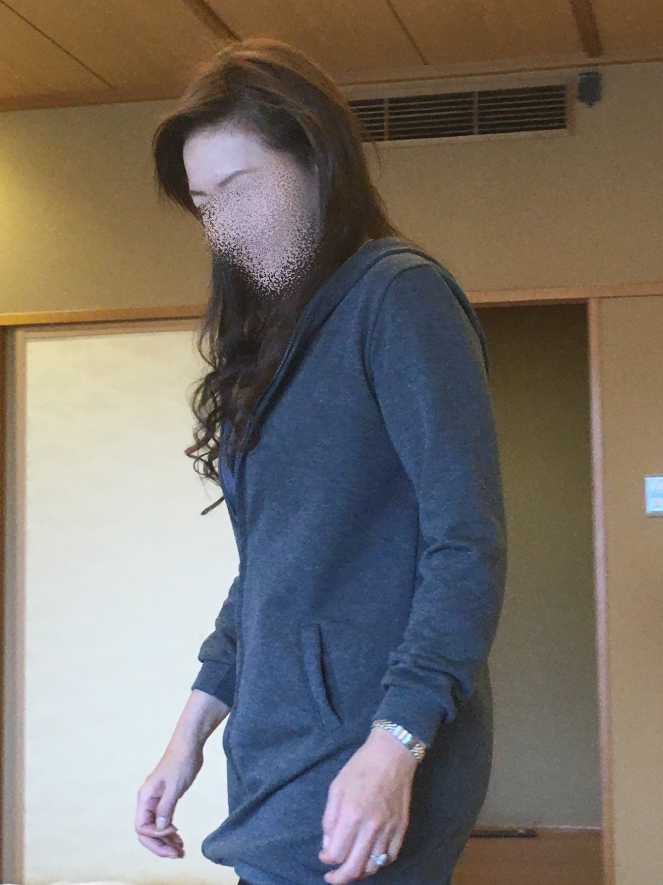 四十路着衣と裸体の画像その1