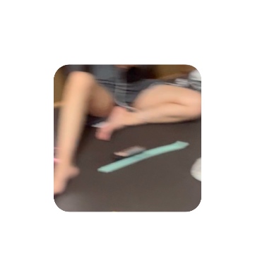 ちっぱい奥さんです