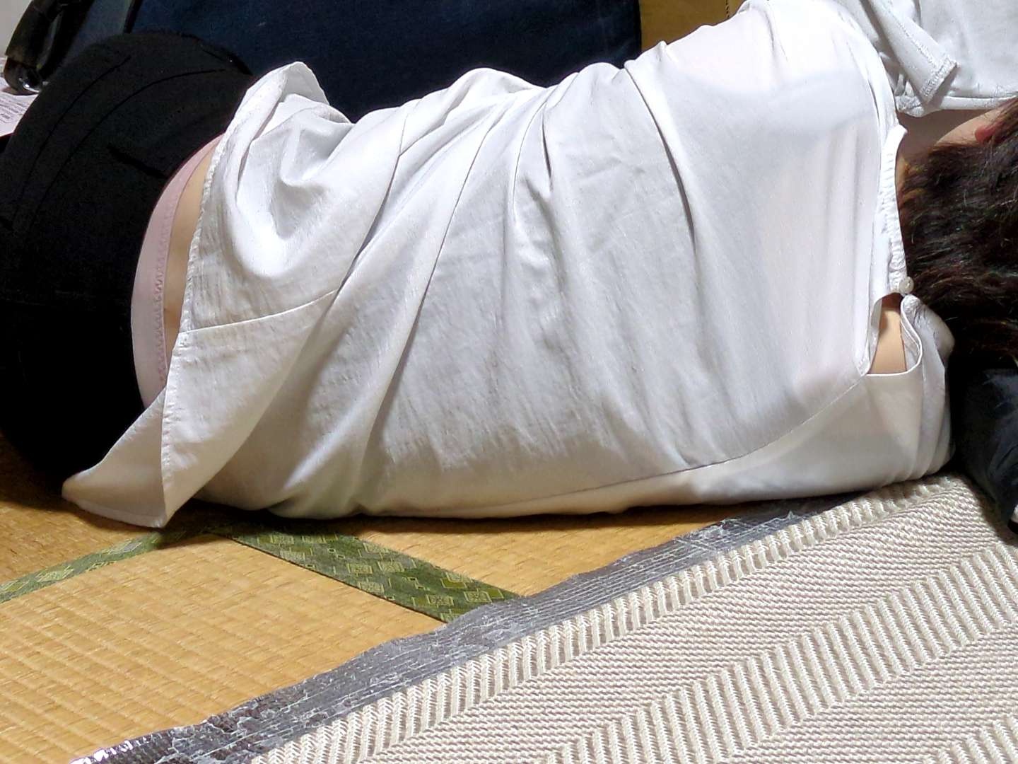 昼寝のお尻の画像その4