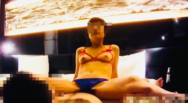 昼下がりスレンダーボディー