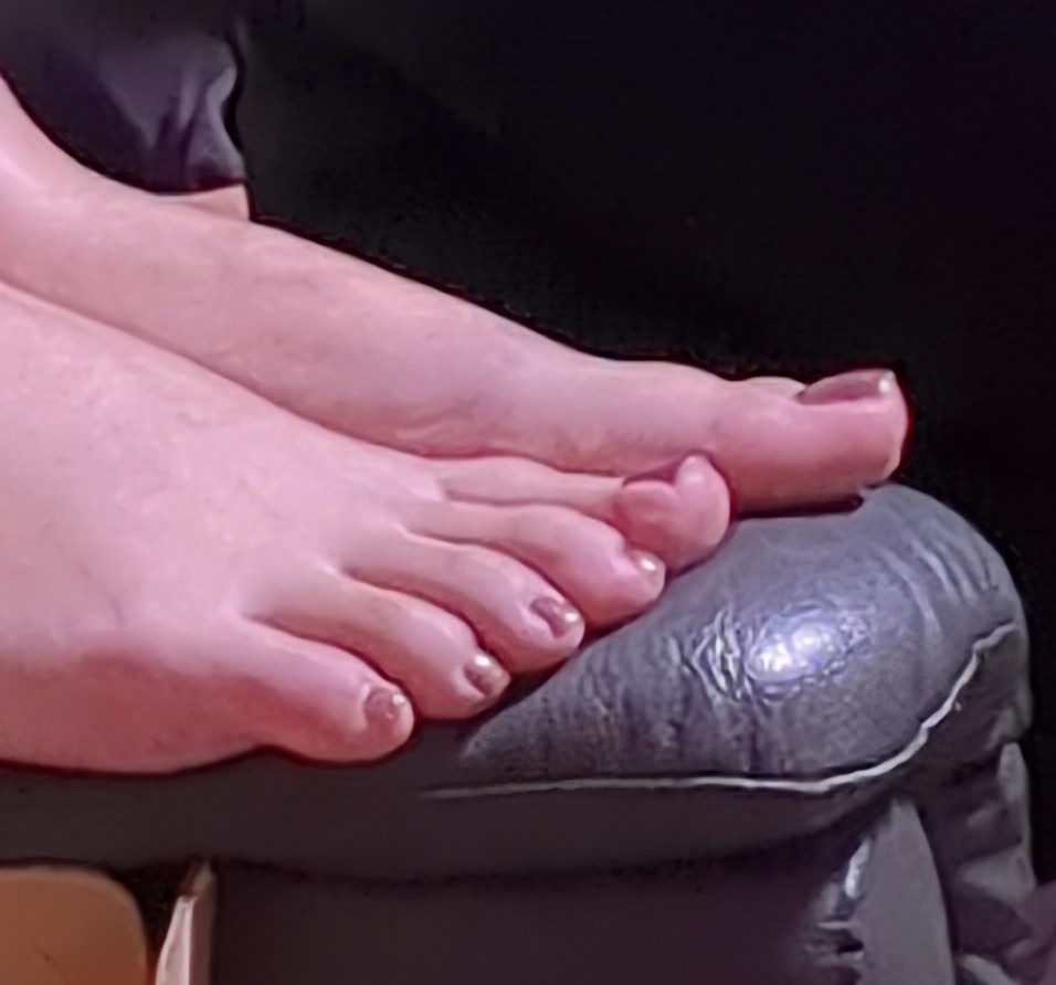 大好きな姪っ子の足指の画像その2