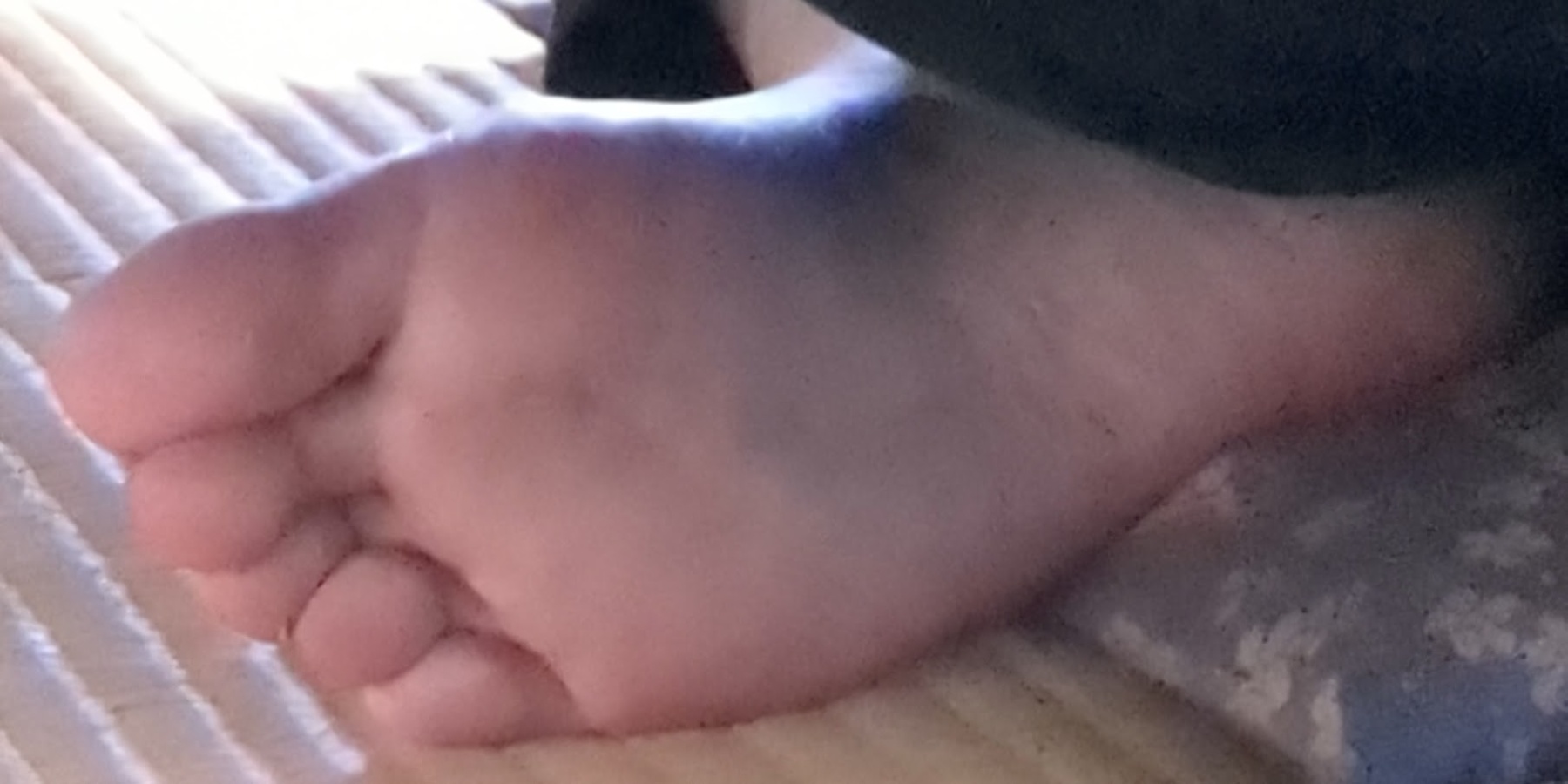 大好きな姪っ子の足指の画像その3