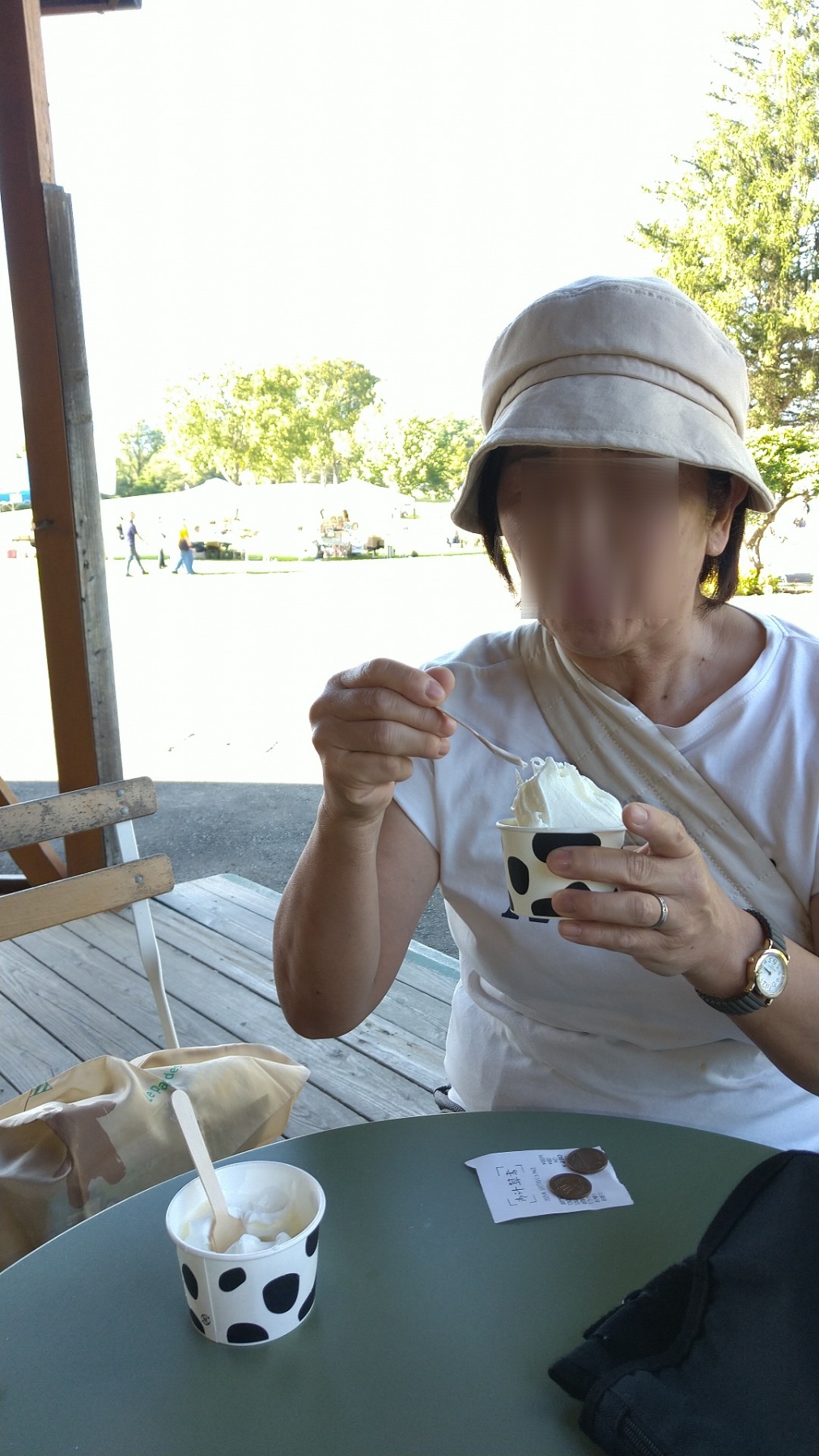 ポッチャリ熟妻の画像その1