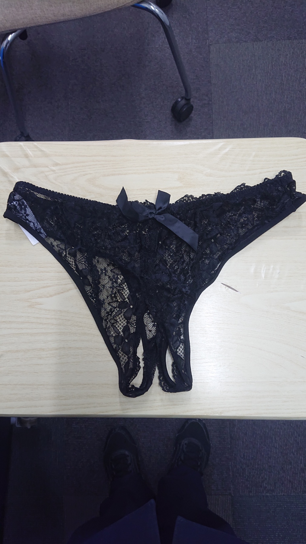 穴明きパンティの画像その1