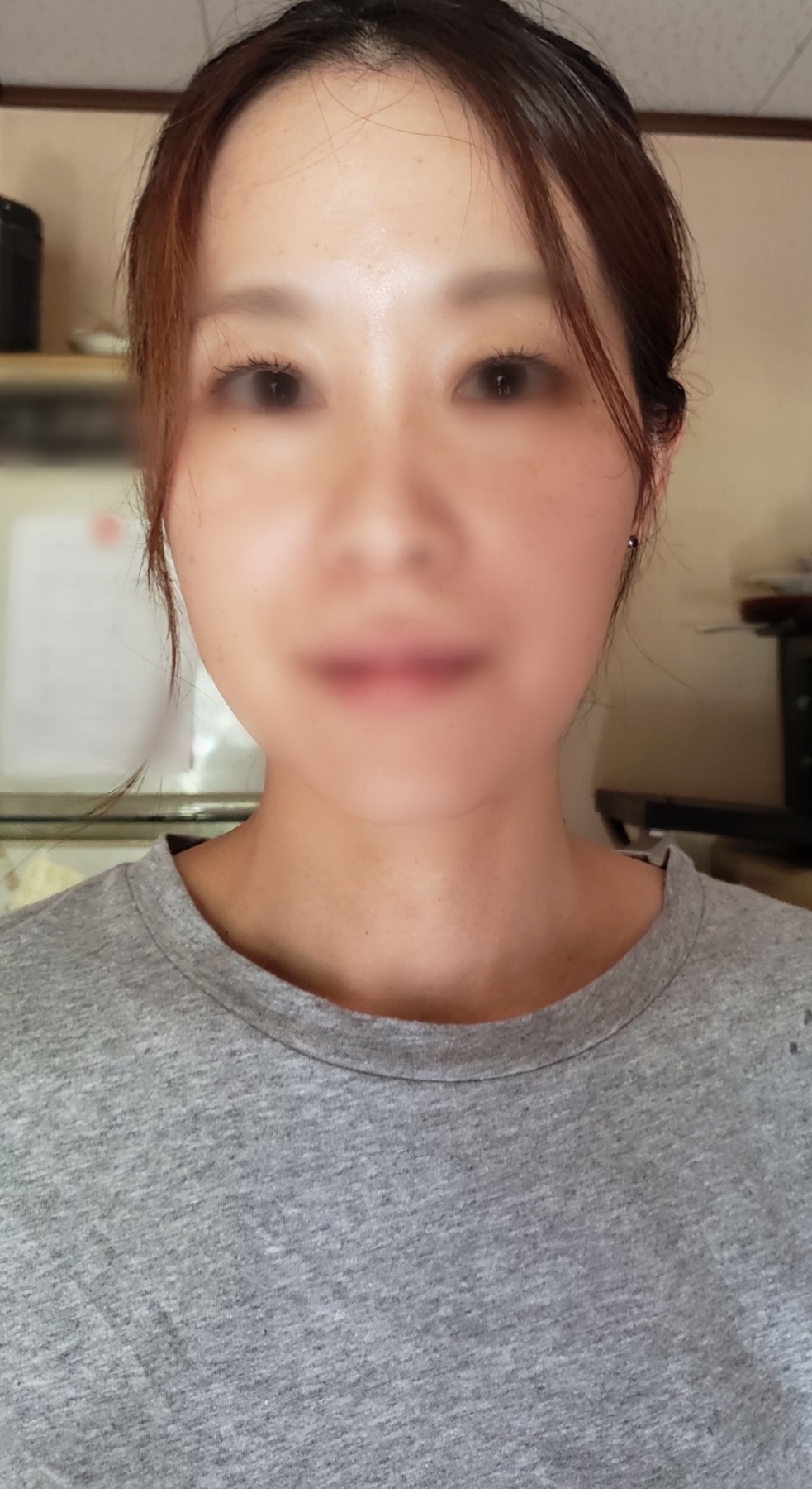 卑猥な尻肉と鮮明アナルの画像その1