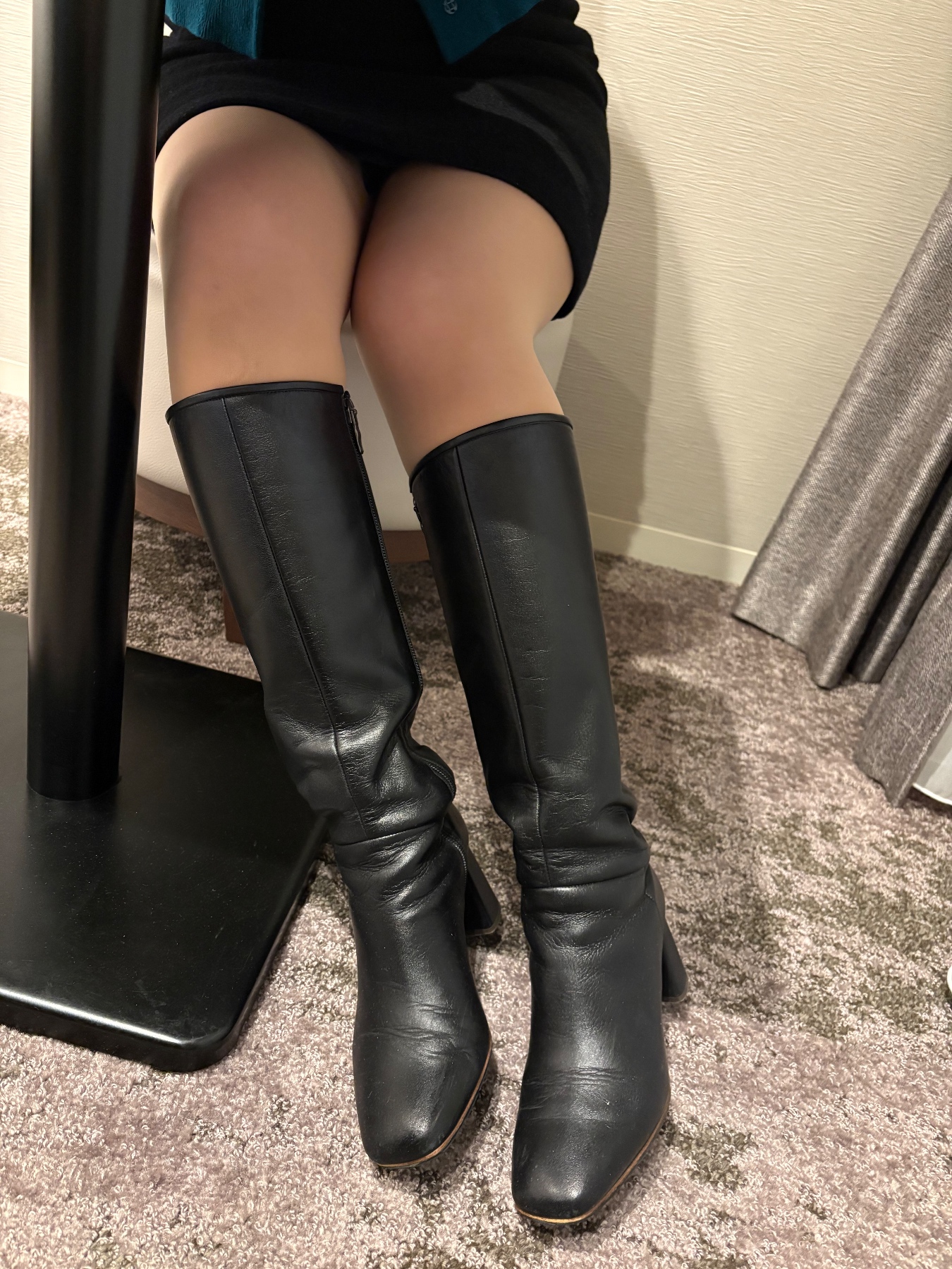 冬はミニスカブーツの画像その2