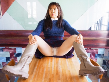 保母のパンチラ