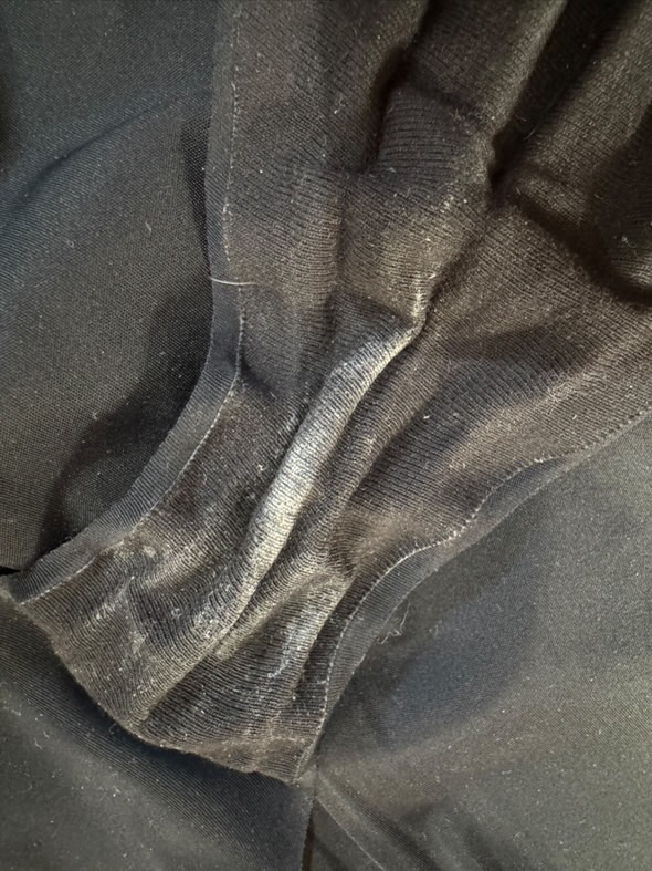 脱ぎたて　シミ付きの画像その2