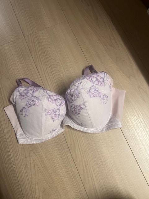 寝取られ疑惑の妻の乳の画像その1