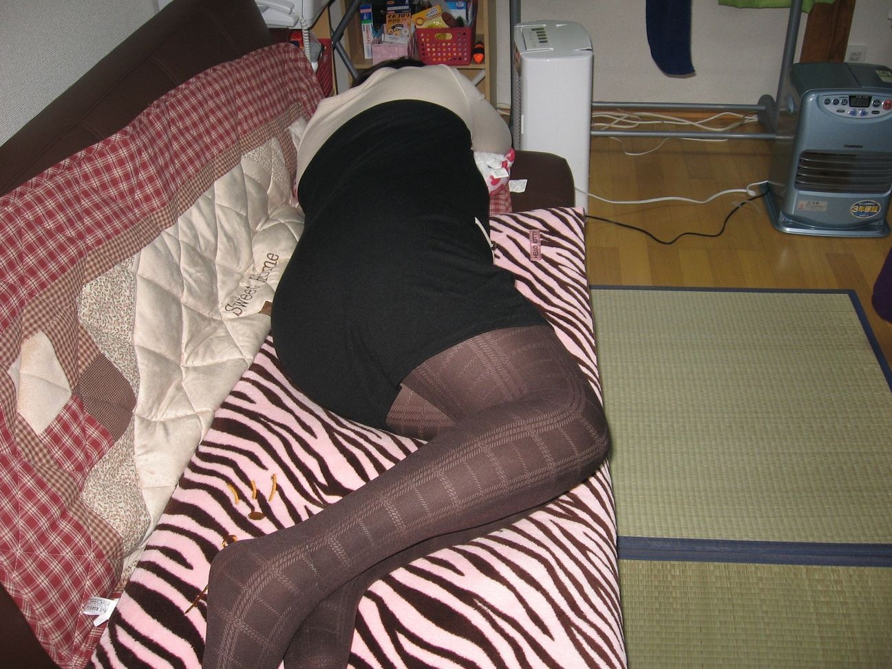 お昼寝中ですの画像その1