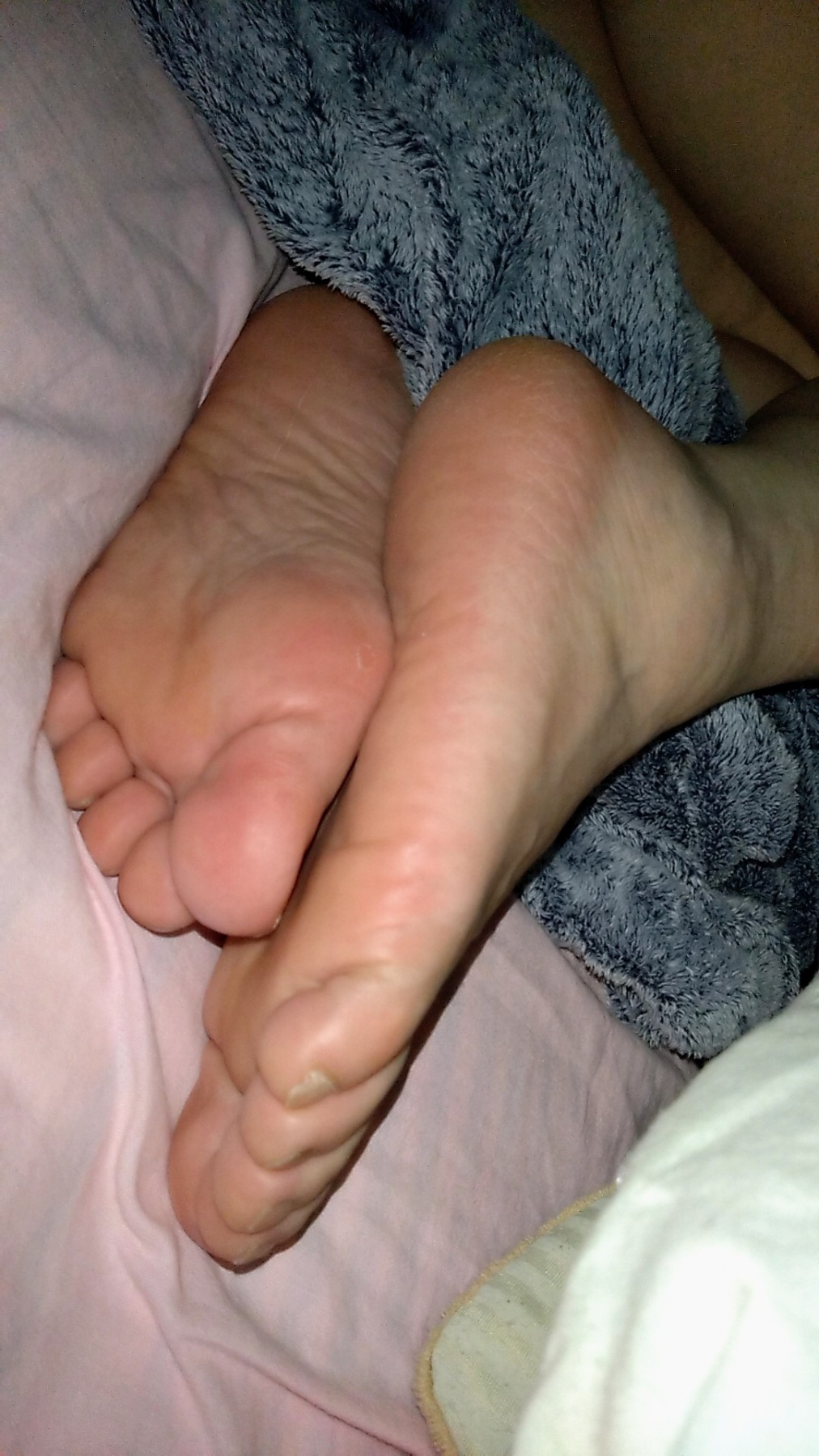 寝ていた妻にムラムラ…の画像その4