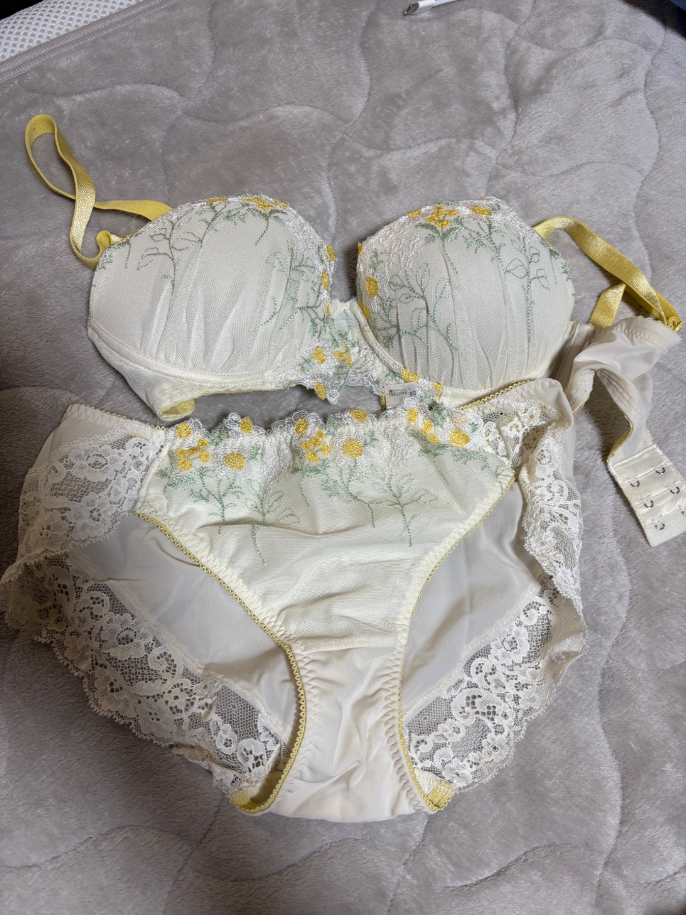 妻下着の画像その1