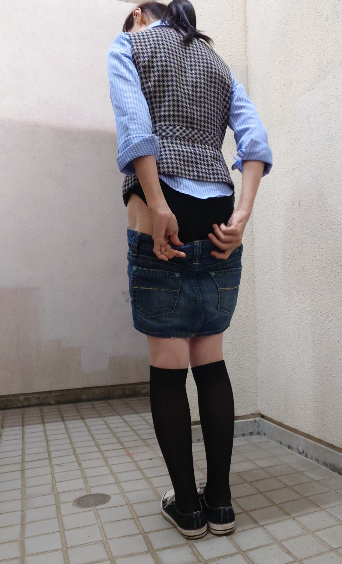 制服の下はの画像その1